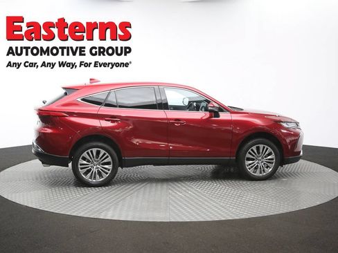 Used 2024 Toyota Venza LE AWD/4WD image 45