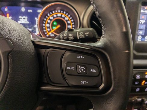 Used 2019 Jeep Wrangler Unlimited Sport S image 23