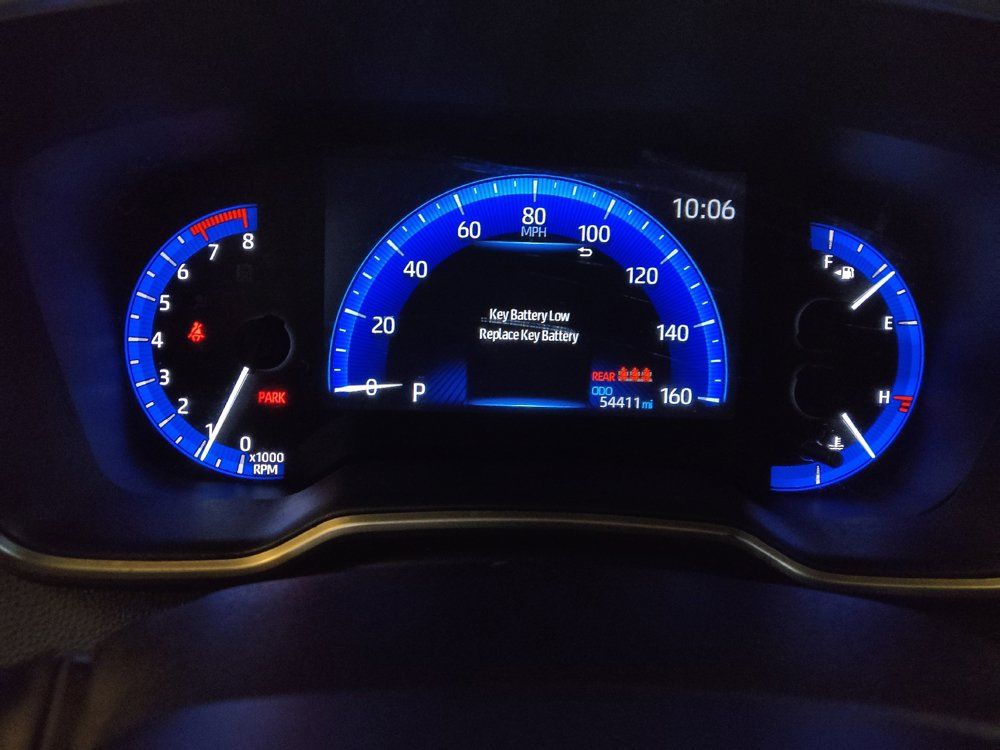 Used 2022 Toyota Corolla XSE FWD image 23