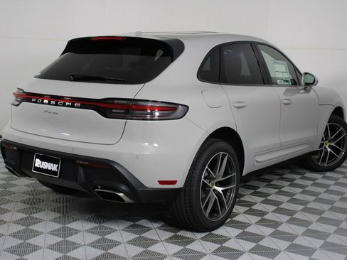 New 2026 Porsche Macan image 7