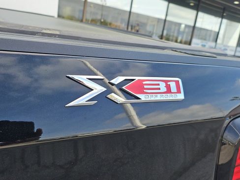 Used 2024 GMC Sierra 1500 SLT w/ SLT Premium Plus Package image 11