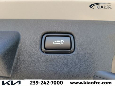 New 2026 Kia Sportage SX FWD image 11