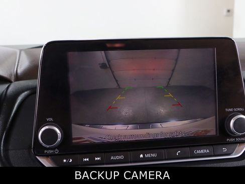 Used 2023 Nissan Rogue SV AWD/4WD image 18