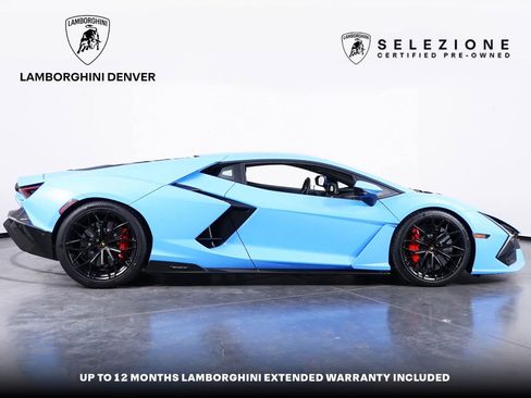 Used 2024 Lamborghini Revuelto image 9