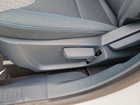 New 2026 Ford Maverick XLT w/ Equipment Group 301A image 9