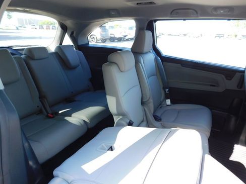 Used 2021 Honda Odyssey EX-L image 5