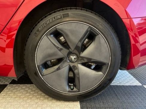 Used 2019 Tesla Model 3 Long Range RWD image 10