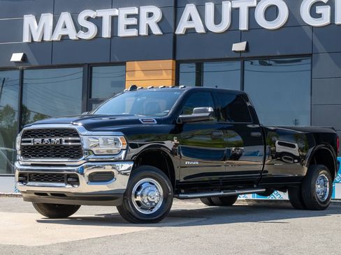 Used 2021 RAM 3500 Tradesman image 1