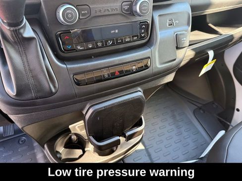 New 2026 RAM ProMaster 2500 w/ Premium Convenience Group image 17