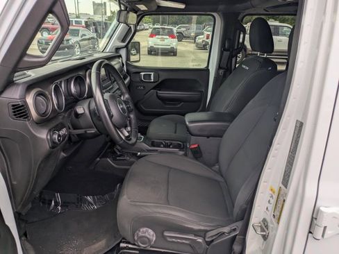 Used 2018 Jeep Wrangler Unlimited Sport S image 12