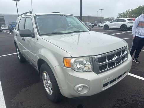 Used 2008 Ford Escape XLT FWD image 3