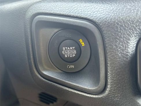 New 2025 Jeep Gladiator Sport image 11