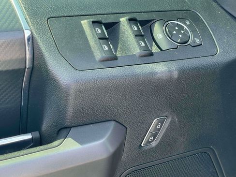 Used 2019 Ford F150 XLT w/ Equipment Group 302A Luxury AWD/4WD image 12