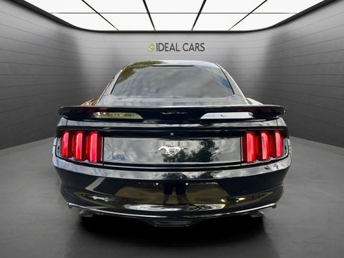Used 2016 Ford Mustang Coupe RWD image 5