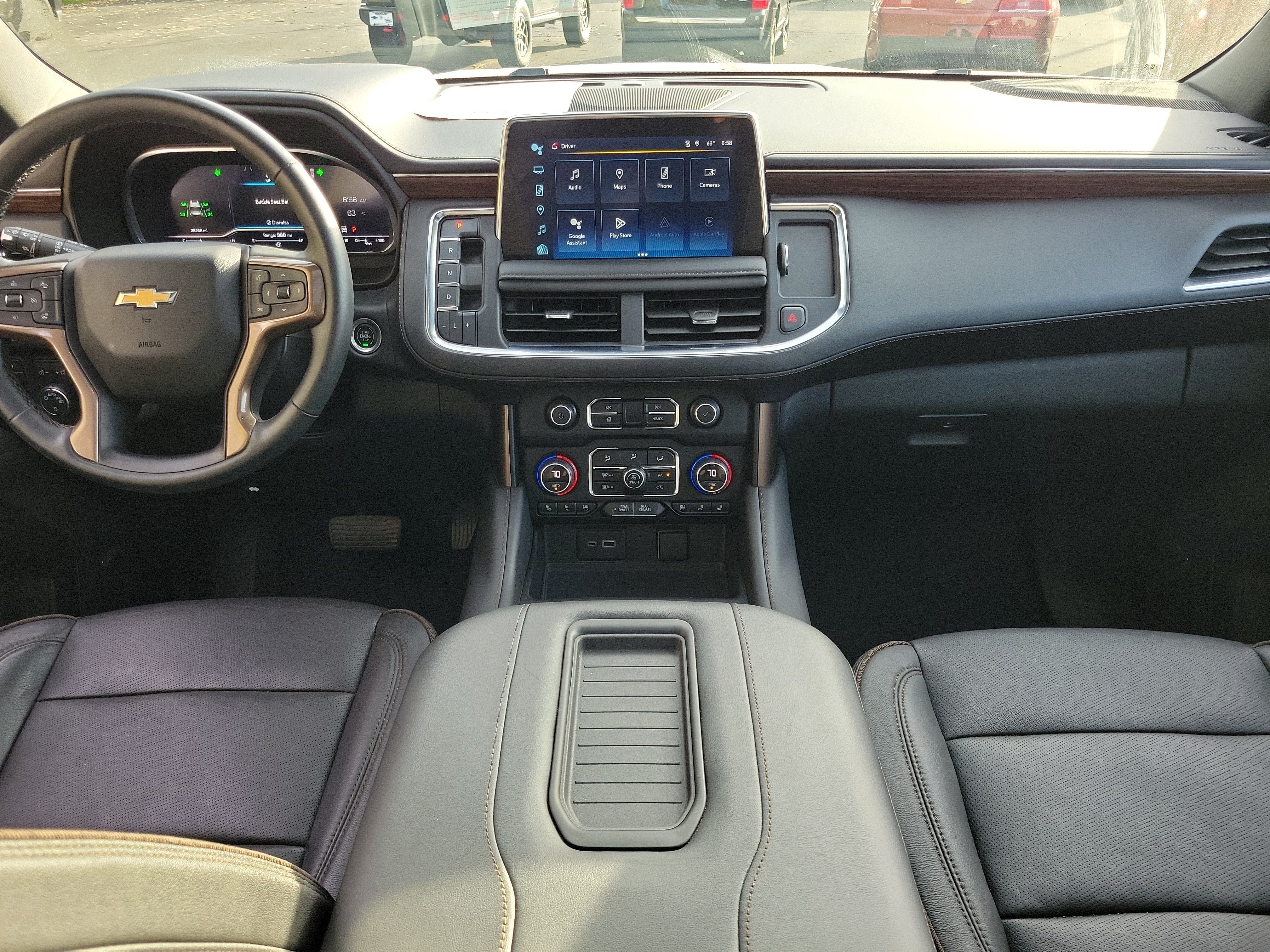Used 2023 Chevrolet Suburban High Country AWD/4WD image 9