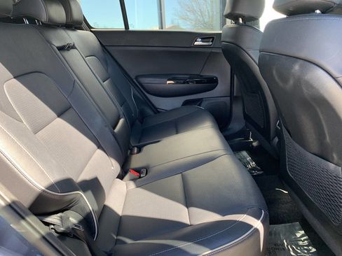 Used 2020 Kia Sportage SX image 12
