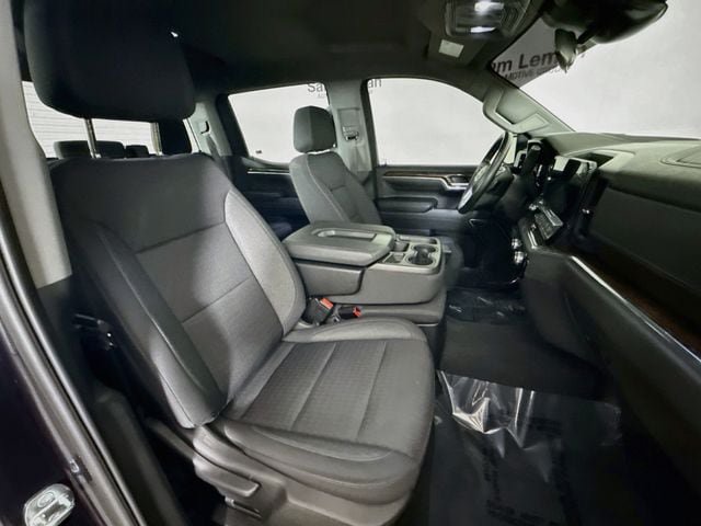 Used 2023 GMC Sierra 1500 Elevation w/ X31 Off-Road Package AWD/4WD image 27