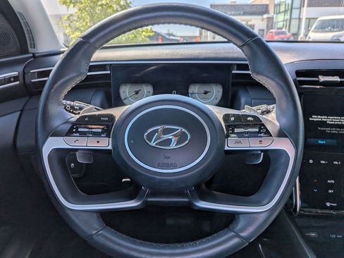 Used 2023 Hyundai Tucson Limited AWD/4WD image 16
