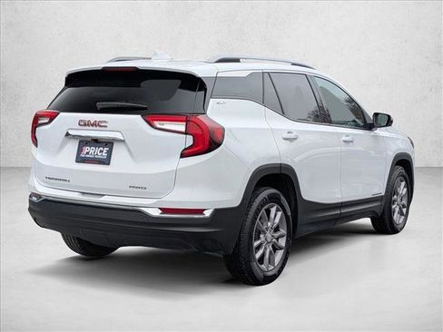 Used 2024 GMC Terrain SLT image 5