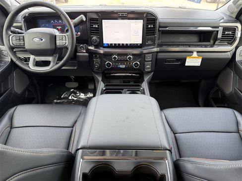 New 2026 Ford F250 Lariat w/ FX4 Off-Road Package image 37