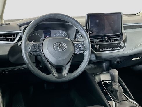 Used 2023 Toyota Corolla LE FWD image 17