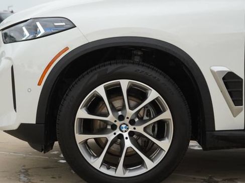 Used 2026 BMW X5 xDrive40i AWD/4WD image 5
