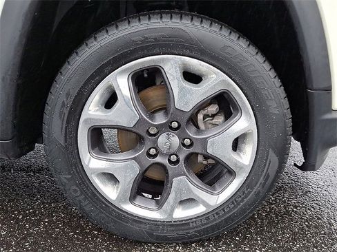 Used 2020 Jeep Compass Limited image 8