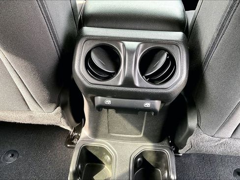 Used 2023 Jeep Wrangler Sport S AWD/4WD image 10