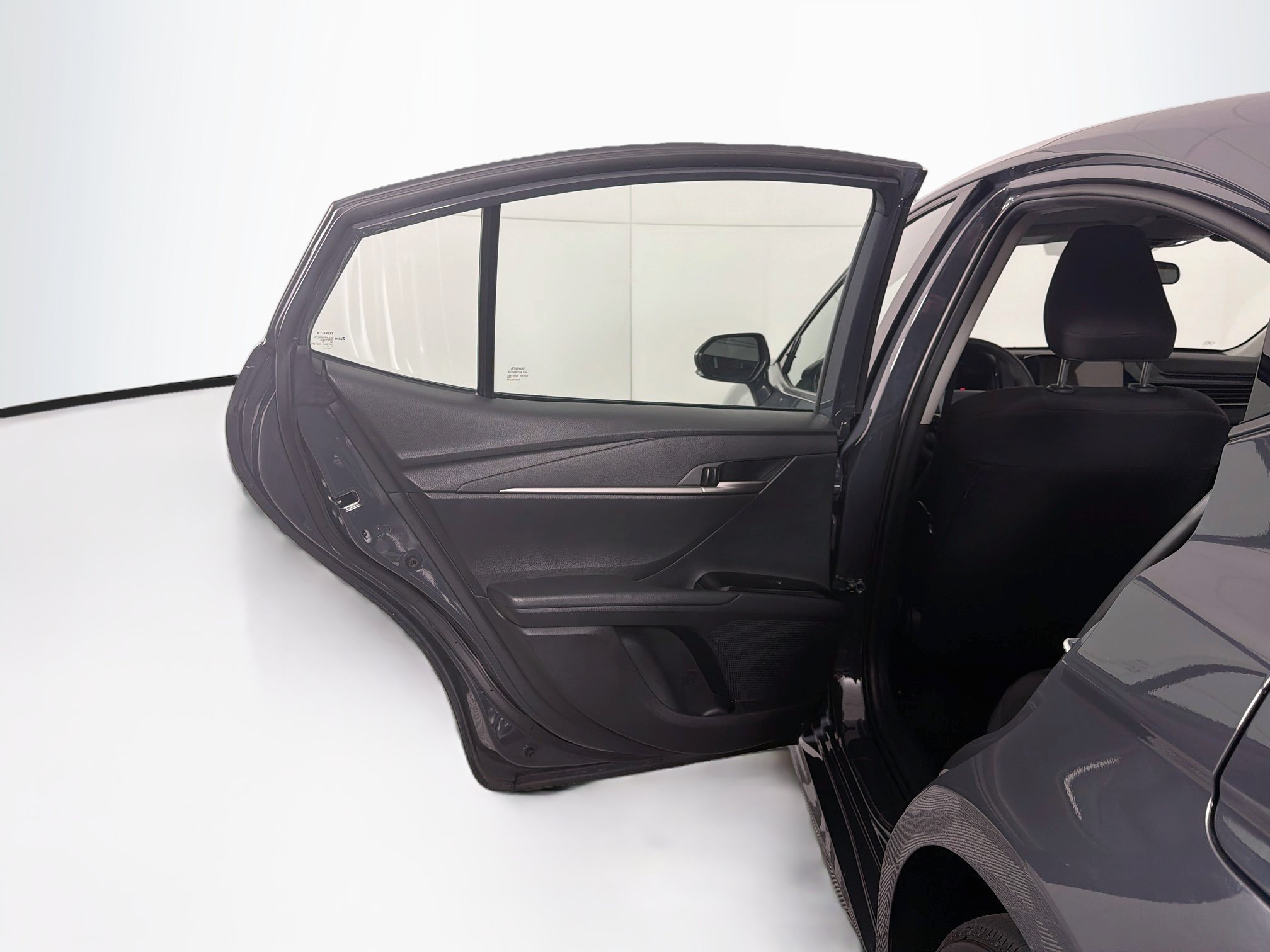 Used 2025 Toyota Camry LE FWD image 26