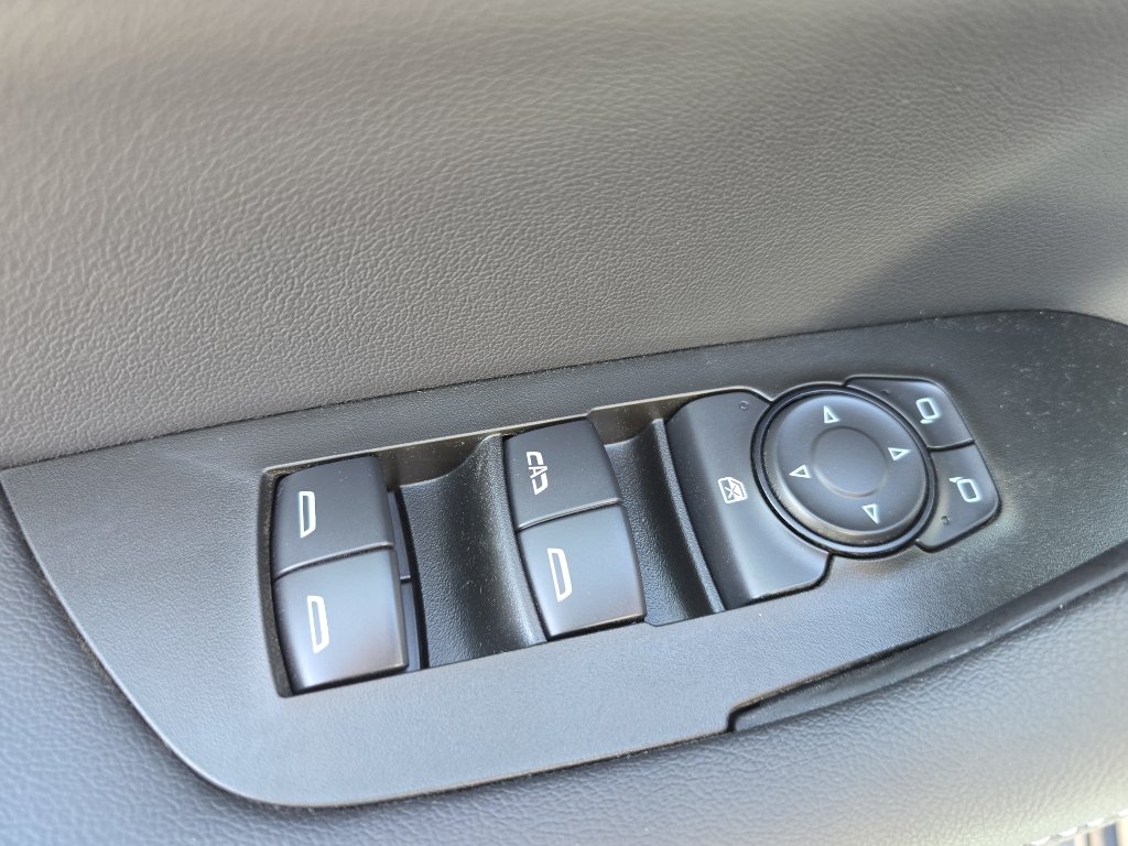 New 2026 Chevrolet Blazer LT w/ Sound & Technology Package AWD/4WD image 12