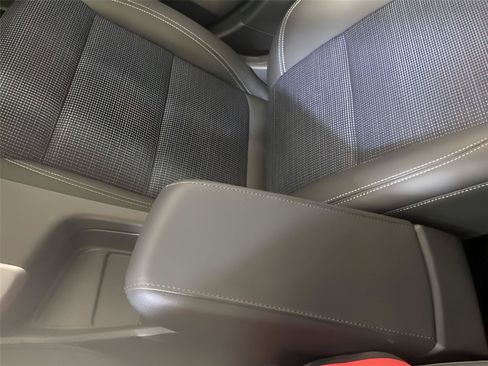 Used 2024 Buick Envista Preferred w/ Convenience I Package FWD image 26
