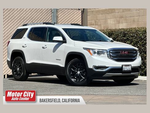 Used 2018 GMC Acadia SLT w/ LPO, Cargo Package FWD image 1
