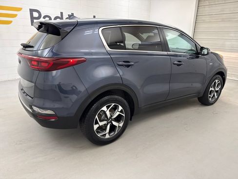 Used 2020 Kia Sportage LX w/ LX Popular Package AWD/4WD image 5