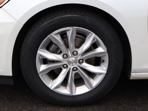 Certified 2019 Chevrolet Malibu LT w/ Driver Confidence Package II FWD image 13