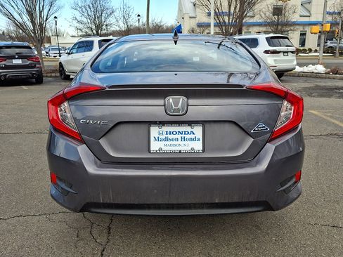 Used 2017 Honda Civic EX-T image 8