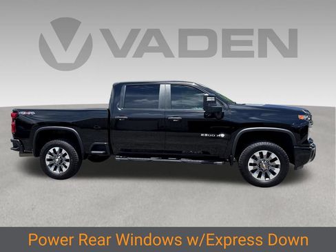 Used 2024 Chevrolet Silverado 2500 Custom w/ Custom Value Package AWD/4WD image 19