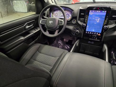 Used 2025 RAM 1500 Big Horn RWD image 40