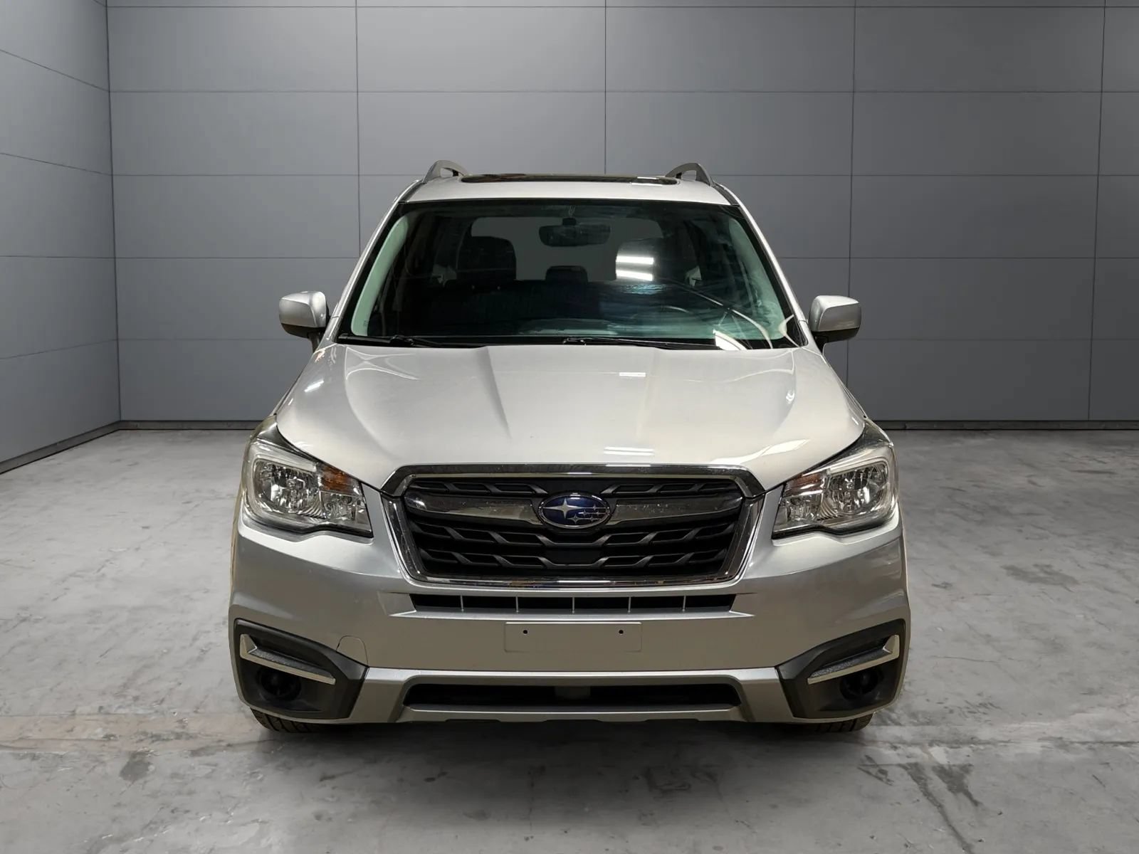 Used 2018 Subaru Forester 2.5i Premium w/ All-Weather Package AWD/4WD image 2