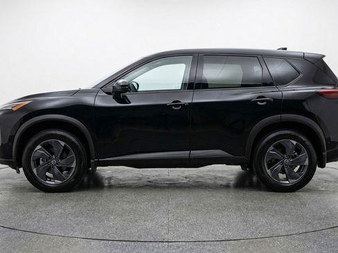 Used 2025 Nissan Rogue SV image 5