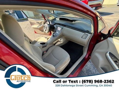 Used 2015 Toyota Prius Two image 19