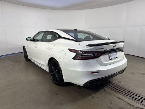 Used 2023 Nissan Maxima SR w/ Sport Mat Group image 32