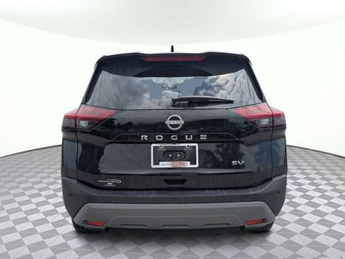 Used 2023 Nissan Rogue SV FWD image 5