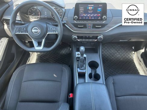 Certified 2025 Nissan Altima 2.5 SV FWD image 12
