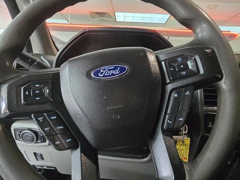 Used 2019 Ford F350 XLT w/ XLT Value Package image 22