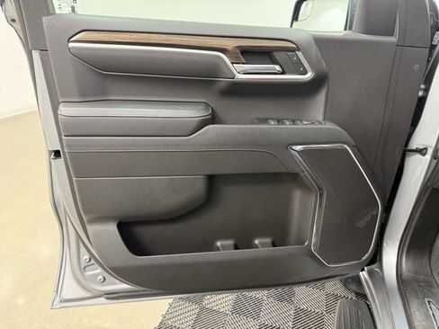 Used 2023 Chevrolet Silverado 1500 LT image 11