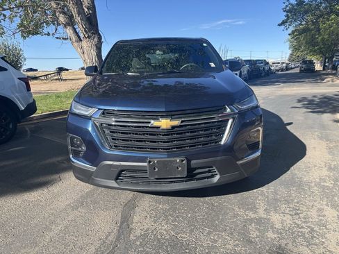 Used 2022 Chevrolet Traverse LS AWD/4WD image 2