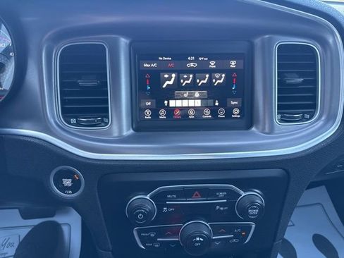 Certified 2022 Dodge Charger SXT w/ Cold Weather Package image 17