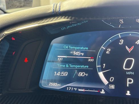 Used 2023 Chevrolet Corvette Stingray Premium Conv w/ Z51 Performance Package RWD image 32