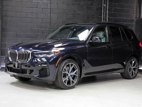 Used 2023 BMW X5 xDrive40i w/ M Sport Package image 4