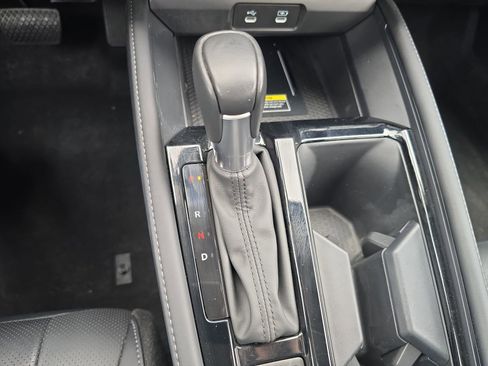 Certified 2025 Honda Accord Touring image 21